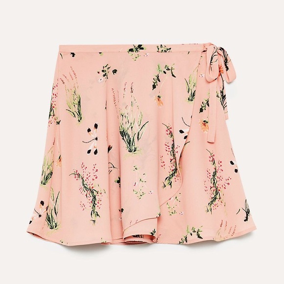 Ariel Aritzia Wrap Skirt - Picture 3 of 5